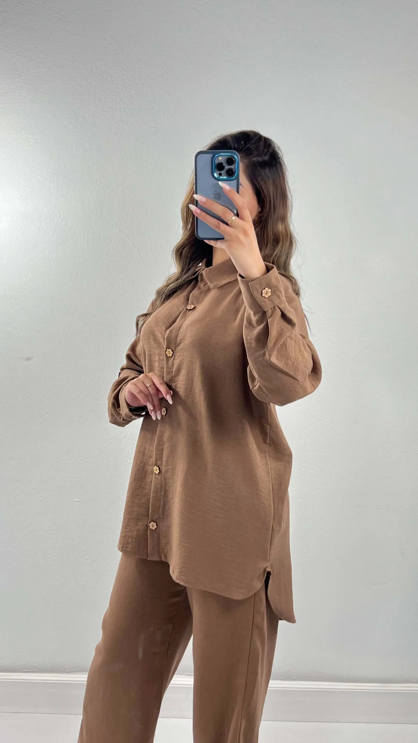 Ensemble lin boutonné