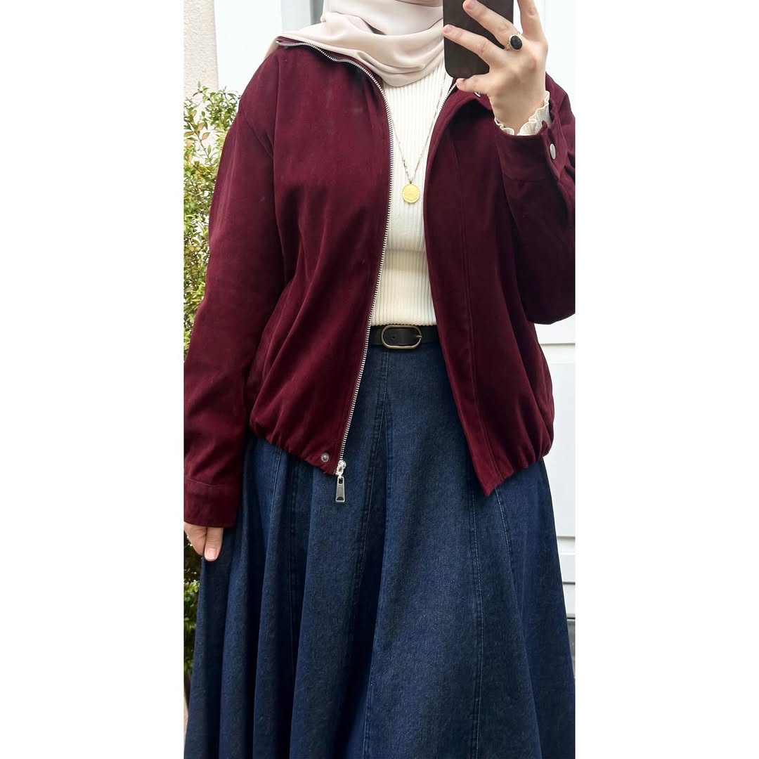 Vest douce en daim bordeaux
