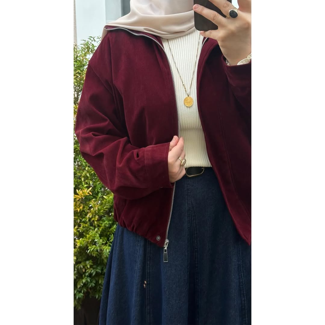 Vest douce en daim bordeaux