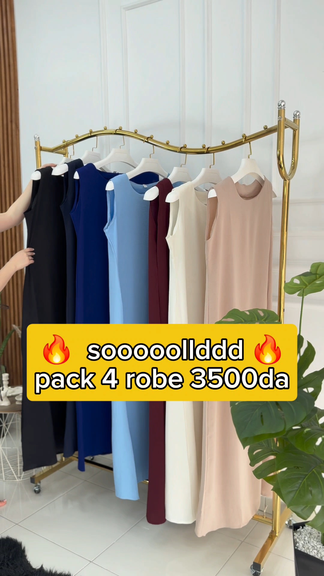 Robe droite en crepe froissé