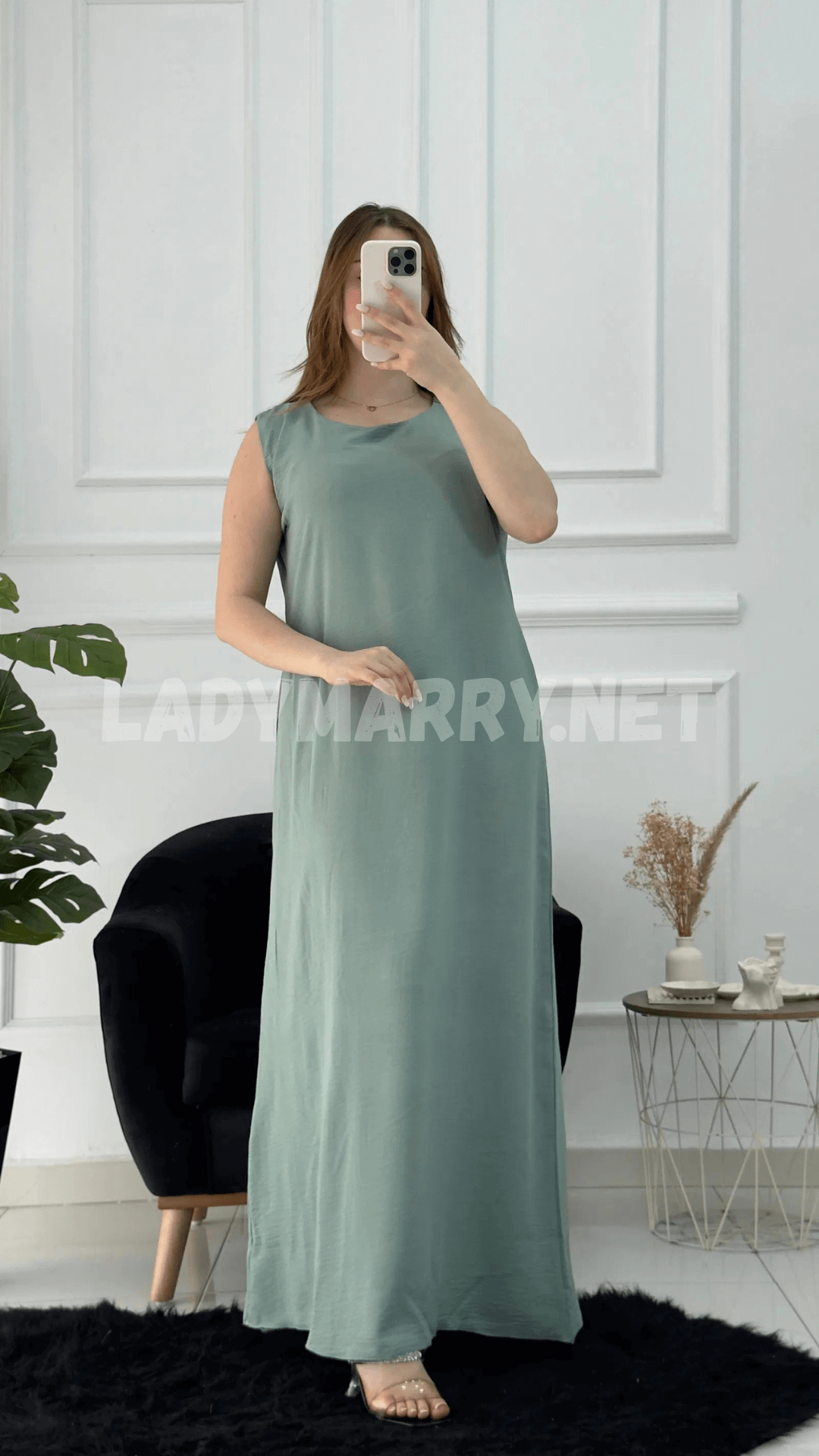 Robe droite en crepe froissé
