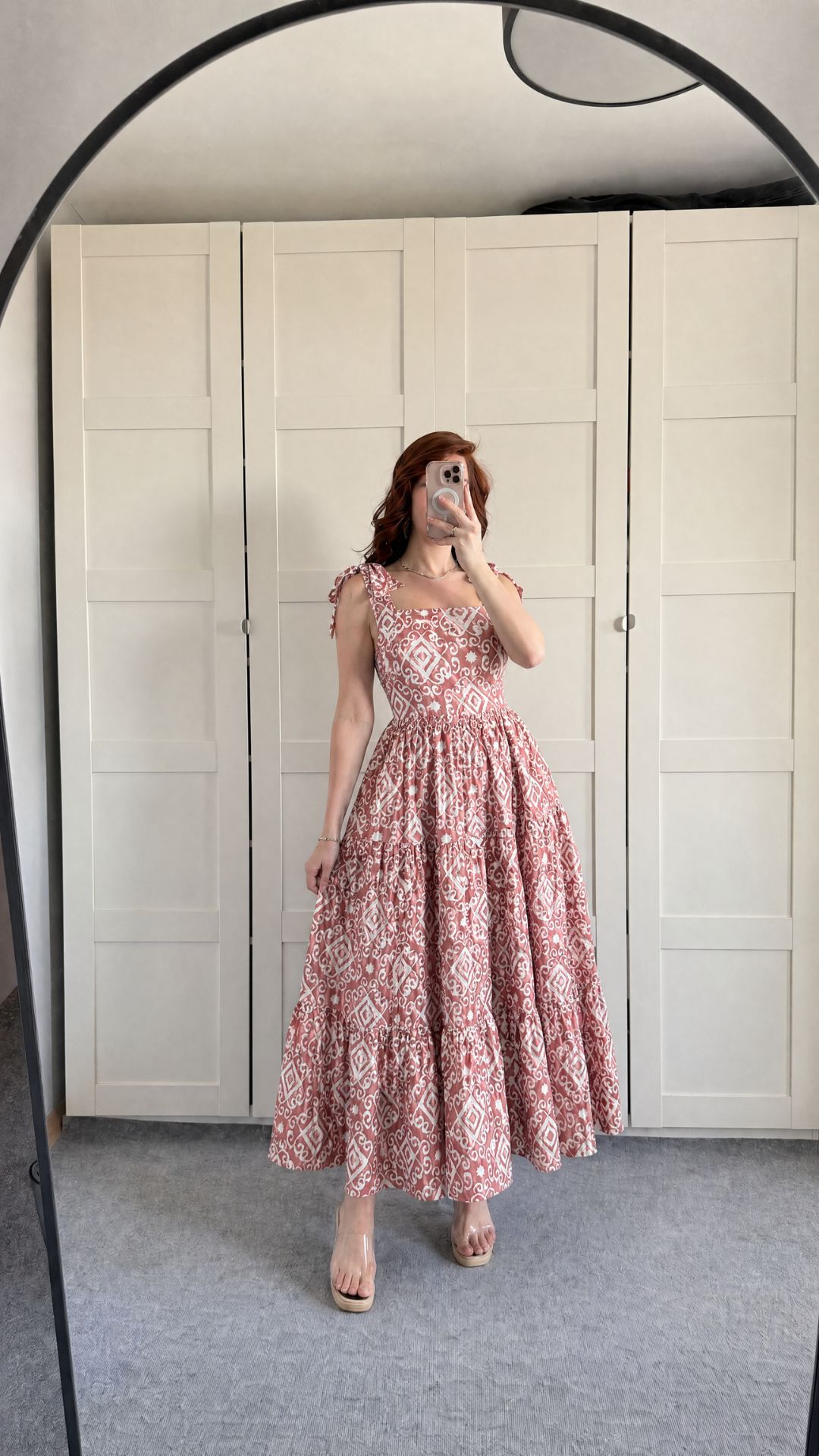 Robe a bretelle model 1