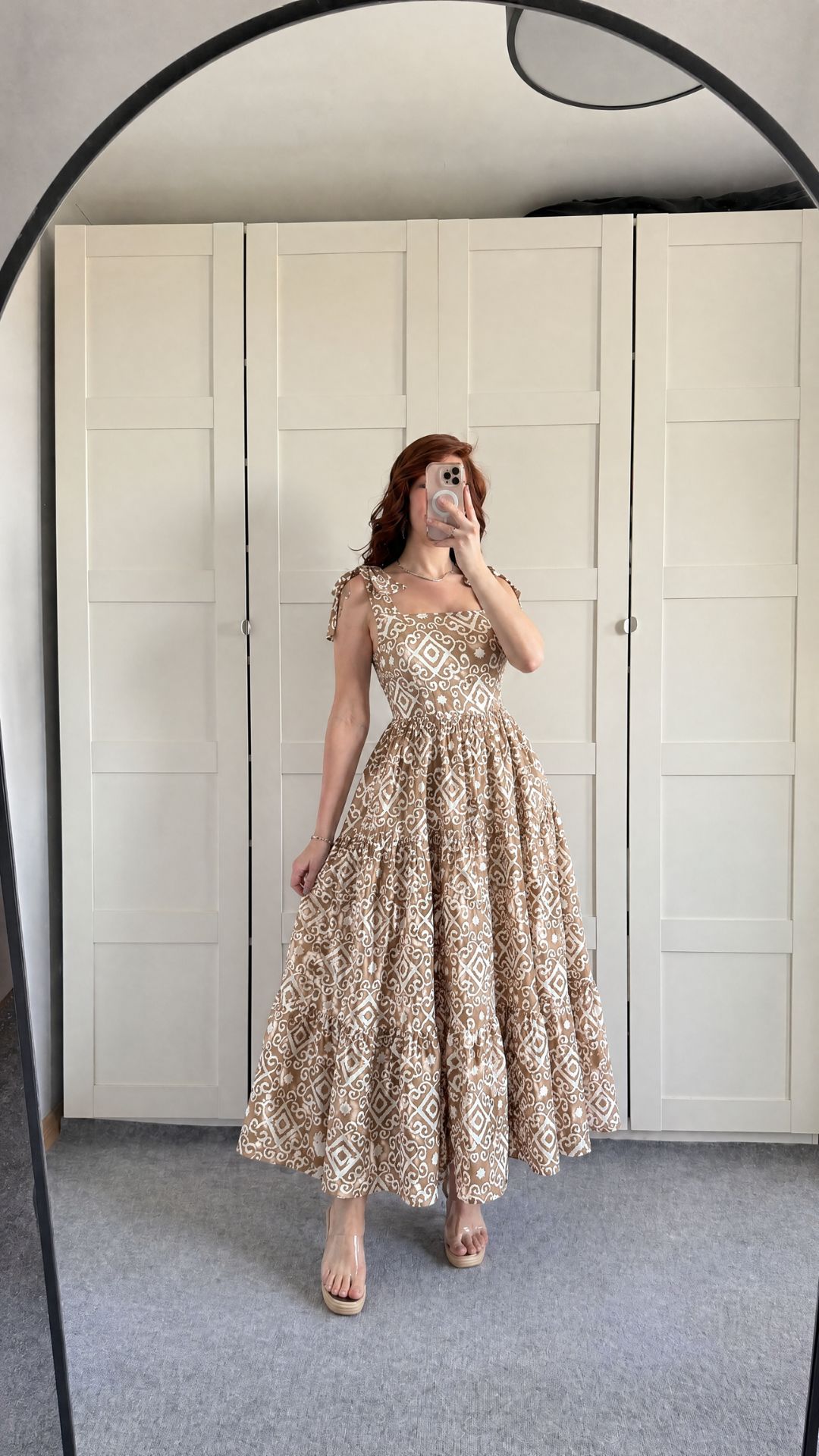 Robe a bretelle model 1