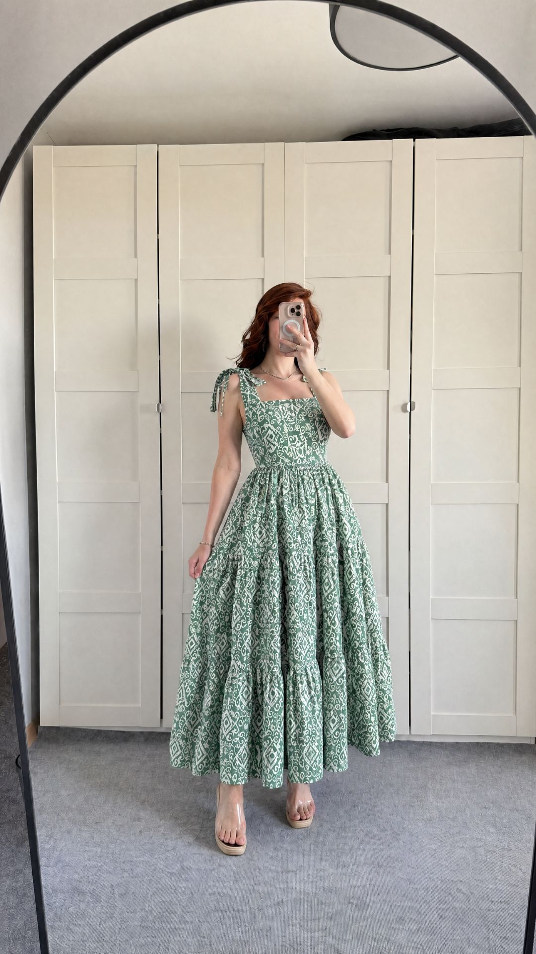 Robe a bretelle model 1